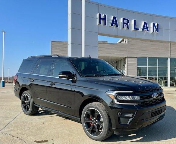 2024 Ford Expedition Limited 4x2 in Agate Black Metallic — front three-quarter view