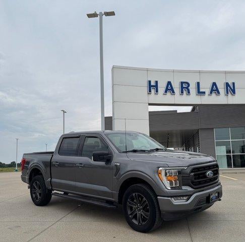 2022 Ford F-150 XLT 4WD SuperCrew 5.5' Box in Carbonized Gray Metallic — front three-quarter view
