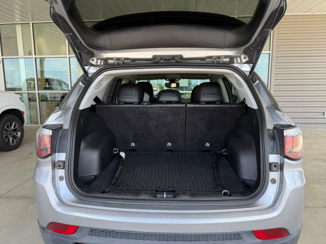 2020 Jeep Compass — detail view