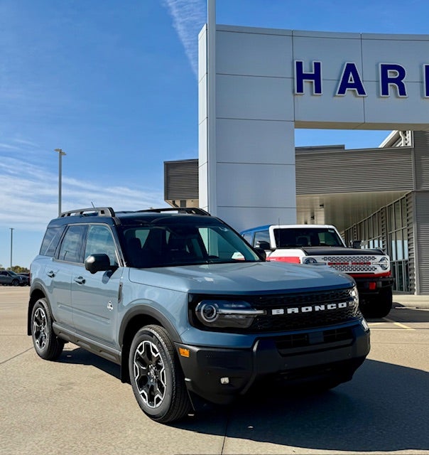 2025 Ford Bronco Sport Outer Banks 4x4 in Azure Gray Metallic Tri-Coat — front three-quarter view