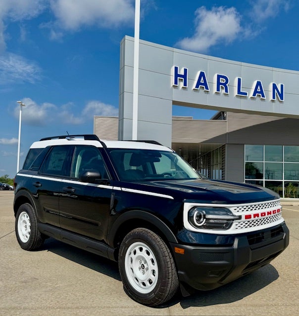 2025 Ford Bronco Sport Heritage 4x4 in Shadow Black — front three-quarter view